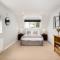 Chilterns Countryside Hideaway with Hot Tub Pass the Keys - 里斯伯勒王子城