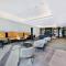 Entire Unit in Front of Crown with Free Parking & Pool