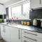 Central Leamington Spa House with Free Parking, Fast Wifi, Smart TV with Free Netflix and Garden by Yoko Property - 利明顿温泉