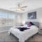 Luxury keyless free WiFi exit 11 - Clarksville