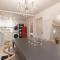 Triple metro station area house - Seul