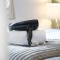Grange House with Free Parking, Garden, Superfast Wifi and Smart TVs with Netflix by Yoko Property - Wootton