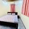Amrit Residency- 5 mins from Prem Mandir and Iskon temple - Vrindavan