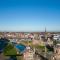 Spend the night on the water in Lemmer - 莱米尔