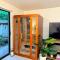 Cedar Heights w sauna n bonfire - 林伍德