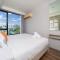 Green View Chic Apartment at 6th Avenue C416 Surin Residence with Scenic Rooftop Pool - Ban Lum Fuang