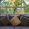 Cozy townhome near beach in heart of Grand Baie