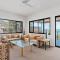 Breath taking Bay Views Private Pad Spacious