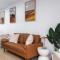 Modern Studio Retreat in Crown St with AirCon