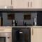 Modern Studio Retreat in Crown St with AirCon