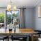 Blue Wren Cottage on Edith - A Fireside Retreat in Wine Country