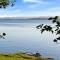 Tranquil Waterfront Retreat - Wangi Wangi