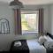 Charming, Modern Flat sleeps 5 - Tayport