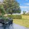 Charming Cottage by the Water Pet Friendly WoyWoy