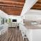 Sally Beach house with ocean views