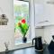 4B4B Entire House Sleeps 11 Driveway Parking near Coventry University and City Centre - 考文垂