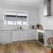 Waterfront with One of a kind Lake Views - Toukley - Gorokan