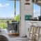 Holiday Home with Ocean Views Wamberal