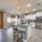 Family-Friendly Retreat with Pool - Near Westgate! - غليندال