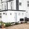 Coombe Bank - Seaboard spirit, contemporary chic with parking close to beach - Teignmouth