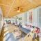 Spacious Vintage Gem with Sunroom in Manistee! - مانيستي