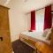 3-Bedroom Apt with Oceanviews, 1min Walk to Beach - NYHA2 - Flic en Flac