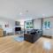 1 bedroom Flat in Egham sleeps 4 with parking - Englefield Green