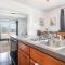 Spacious upstairs 1bed- Walking distance to Beach outlet mall - 密歇根城