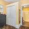 Spacious upstairs 1bed- Walking distance to Beach outlet mall - 密歇根城