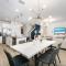 Modern 5BD, 4BA pool home in a golf resort community of Providence - 达文波特