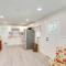 2 Mi to Hagar Beach Charming Home with Fire Pit! - بينتون هاربور