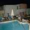 Blue Sky Hotel Apartments - Tolo