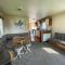 8 Berth Caravan With Decking At Sunnydale In Lincolnshire Ref 35087S