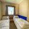 8 Berth Caravan With Decking At Sunnydale In Lincolnshire Ref 35087S