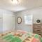 Contact Mountain Hideaway with Views and Porches! - McLeod