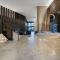 Graceful 2 bed 2 bath apt near CBD TF704A24