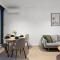 Graceful 2 bed 2 bath apt near CBD TF704A24