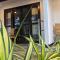kingfish villa and restaurant