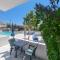 Leonidas Studios & Apartments