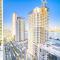 Chic 2BR with Iconic Dubai Eye and Palm Views - Dubaj