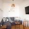 Oakshaw Apartment
