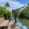 Nokomis Pool Home on the Canal - Nokomis