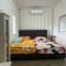 Slim Village Palm House - 2 rooms, 8 beds, 8 persons