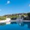 Villa Alexandra: Sea Views Pool Jacuzzi Sauna