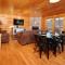 Spacious 8BR Sleeps 25 VIEWS! Prime Location - 赛维尔维尔