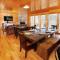 Spacious 8BR Sleeps 25 VIEWS! Prime Location - 赛维尔维尔