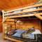 Spacious 8BR Sleeps 25 VIEWS! Prime Location - 赛维尔维尔