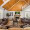 Luxurious 4BR w 360 VIEWS Indoor POOL Theater GAMEROOM Hot Tub FREE Attraction Tickets - سيفيرفيل