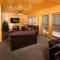 Spacious 4BR Sleeps 12 5 Min to Pigeon Forge Pkwy FREE Attraction Tickets - بيدجن فورج