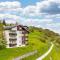 Top Aussicht mit Poolbereich in Skiregion Brigels - 布赖尔